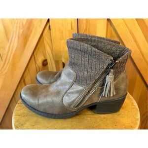 BOC Boots Women  Booties sz 7.5 Block Heel Ribbed Sweater knit zipper tassel